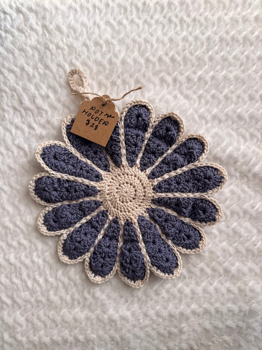 Vintage Flower Potholder in Blue
